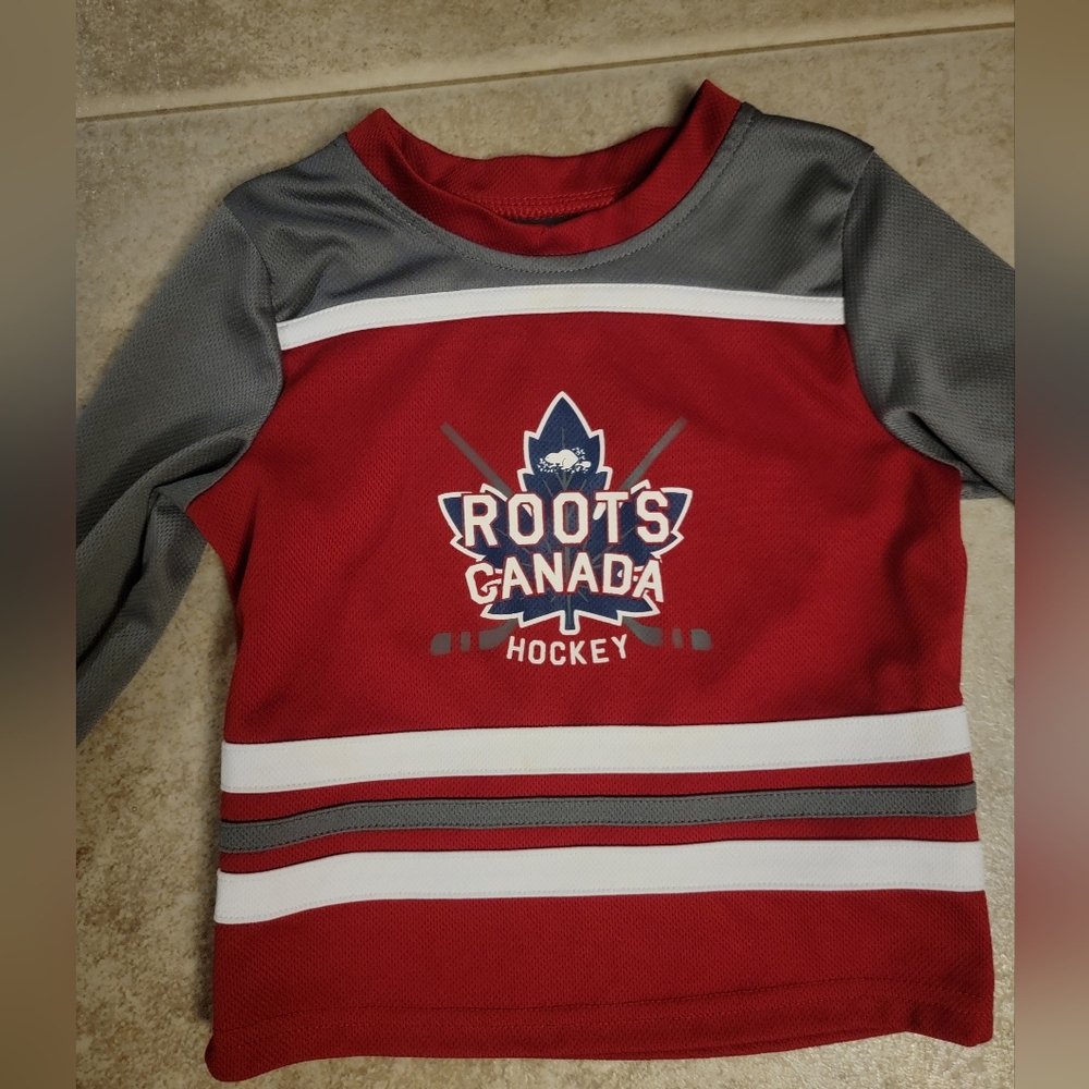 Limited Edition Roots Jersey 3T EUC.
